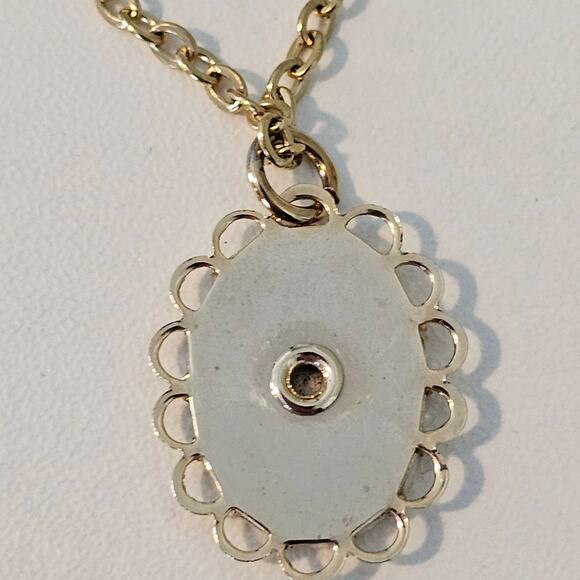 Vintage Needlepoint Letter S Monogram Gold Necklace - Picture 6 of 6